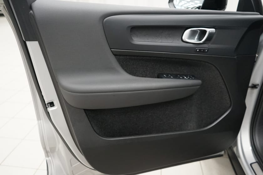 Bild 5 av Volvo EX40 Twin Motor Performance Plus | Drag | 360 kamera | Värmepump |