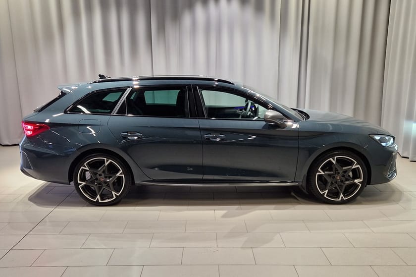 Bild 3 av CUPRA Leon Sportstourer 1.5 eTSI DSG | 150HK | DRAG