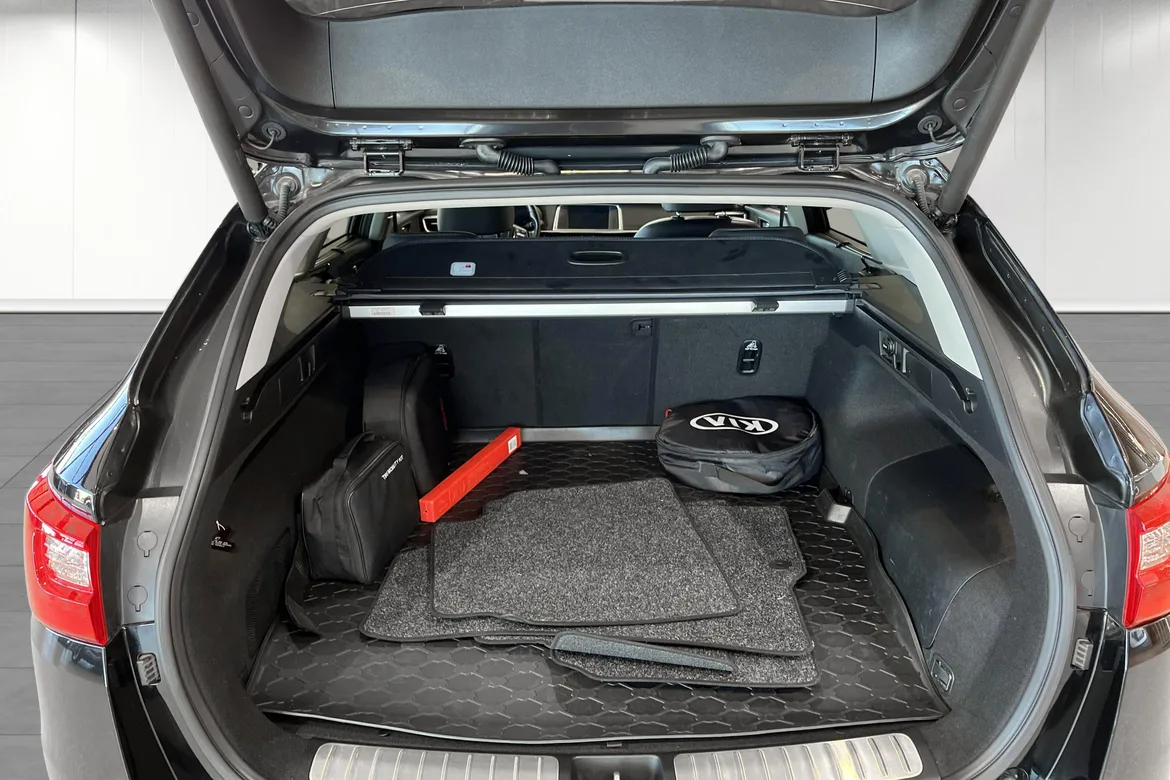 picture of a car