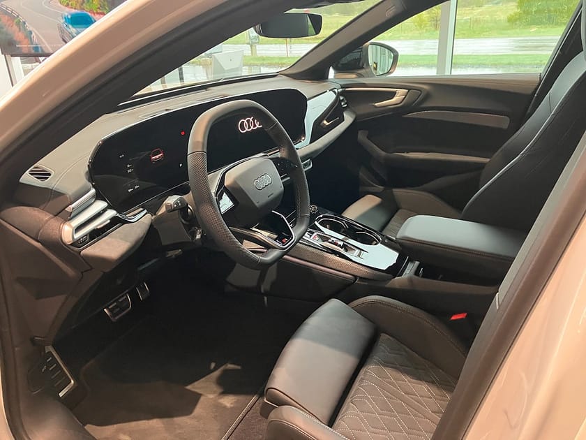 Bild 4 av Audi A5 Avant e-hybrid quattro 367hk S-line EDT one