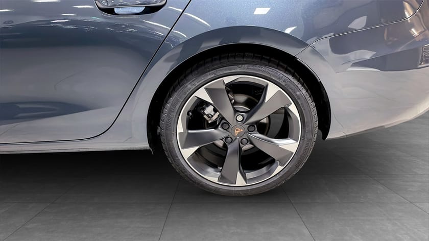 Bild 4 av CUPRA Leon Sportstourer 1.5 ETSI 150 HK MHEV