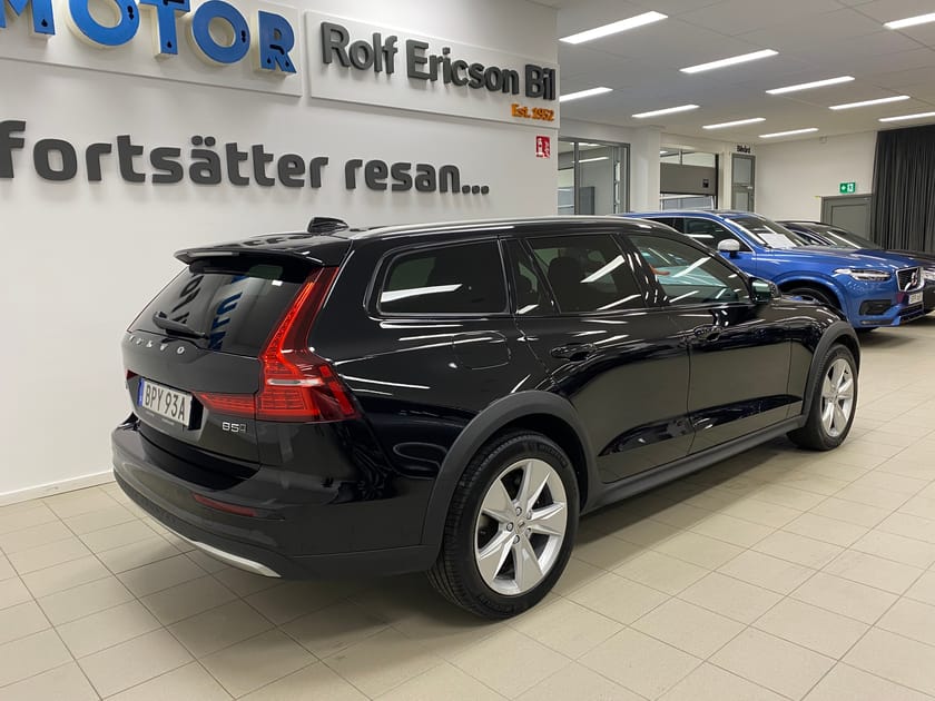 Bild 3 av Volvo V60 Cross Country B5 AWD Bensin Core