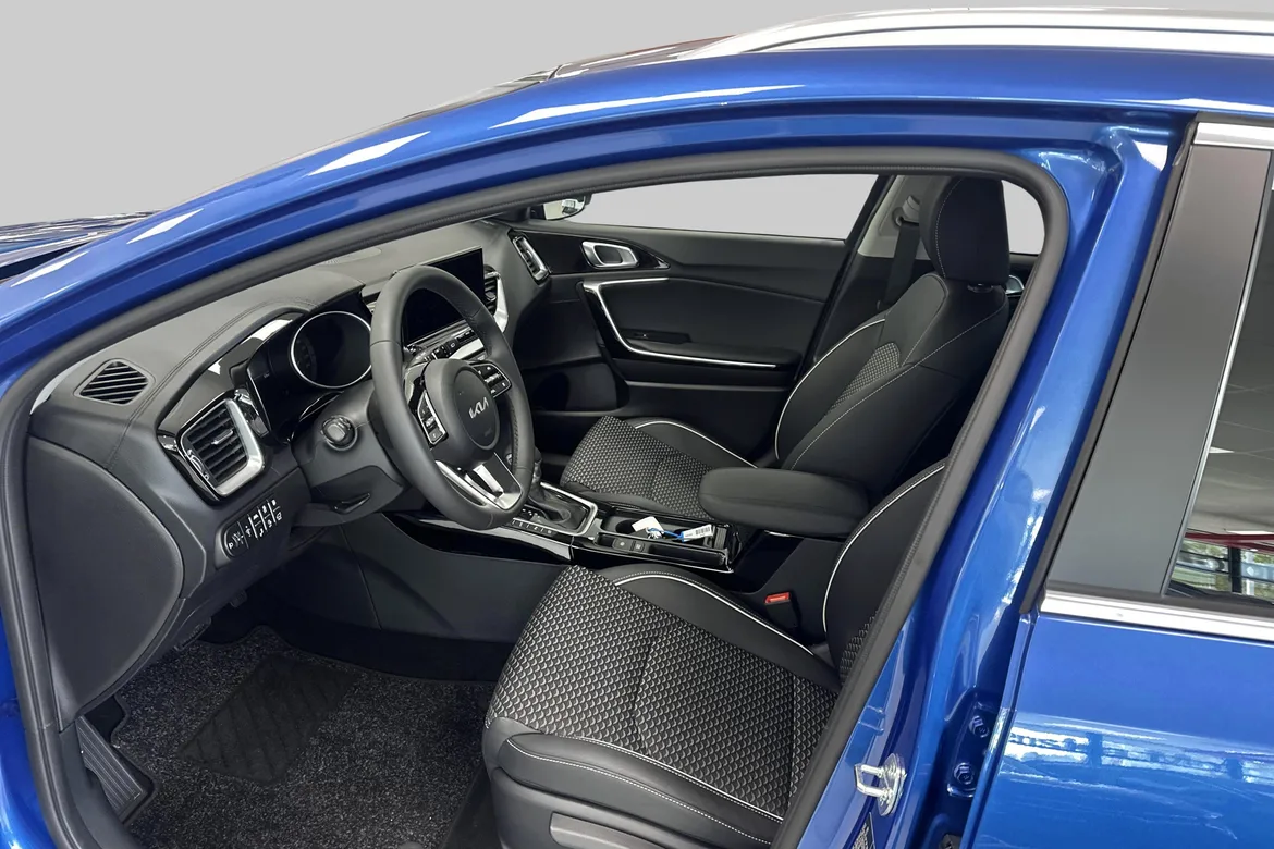 picture of a car
