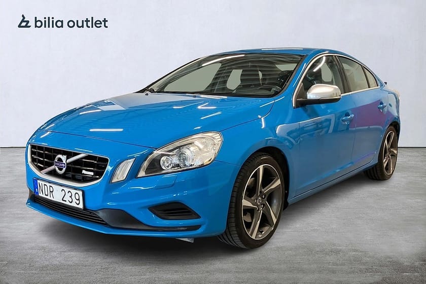 Bild 1 av Volvo S60 D4 R-Design P-värmare Halvskinn PDC Bak Bluetooth