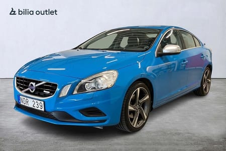 Volvo S60 D4 R-Design P-värmare Halvskinn PDC Bak Bluetooth