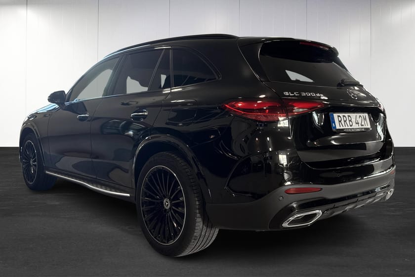 Bild 3 av Mercedes-Benz GLC 300 d e 4MATIC de  Panorama / AIRMATIC / Drag  *DEMO*