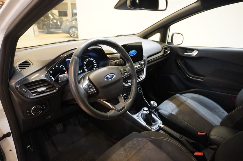 Bild 2 av Ford Fiesta Active 1.0 EcoBoost Manuell, 95hk, Adaptiv Farthållare