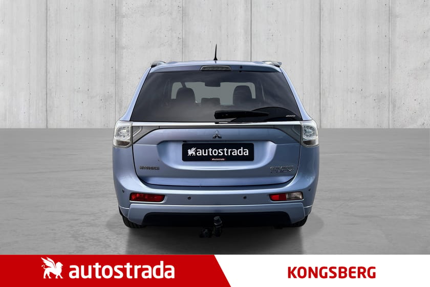 Bilde 4 av Mitsubishi Outlander PHEV PHEV/4X4/ACC/SKINN/NAVI/ROCKF/KAMERA/KROK/ACC++