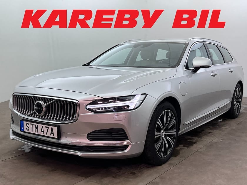 Bild 1 av Volvo V90 Recharge T6 AWD Momentum B-kamera Drag Rattvärme