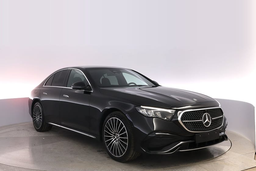 Bild 1 av Mercedes-Benz E 300 d e 4MATIC 300de Sedan AMG Adv. Ed. 4.95% RÄNTA