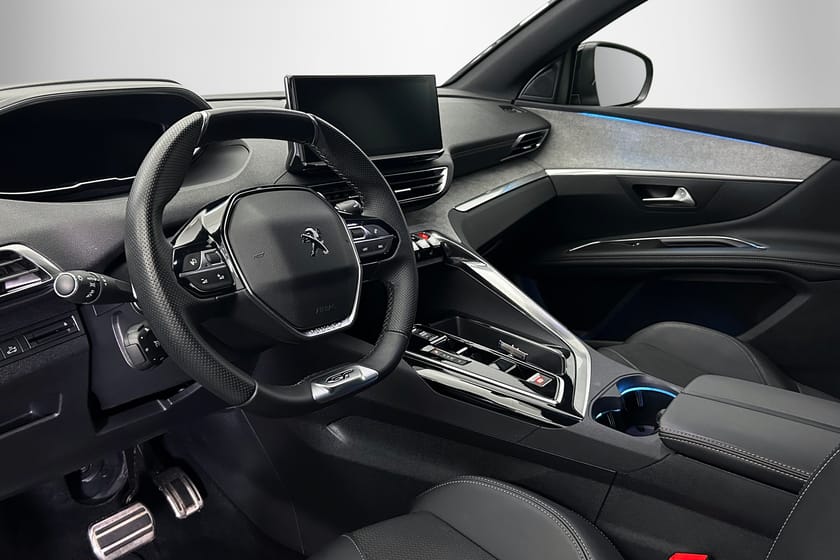 Bild 4 av Peugeot 3008 GT 1.2 PT 130hk Aut B-KAMERA CARPLAY