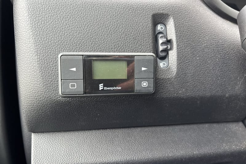 Nissan Interstar Skåpbil