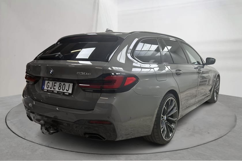 Bild 3 av BMW 530e xDrive Touring 530 LCI (292hk) M Sport HiFi