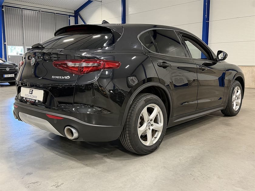 Bild 5 av Alfa Romeo Stelvio 2.2 JTD 210 HK Q4