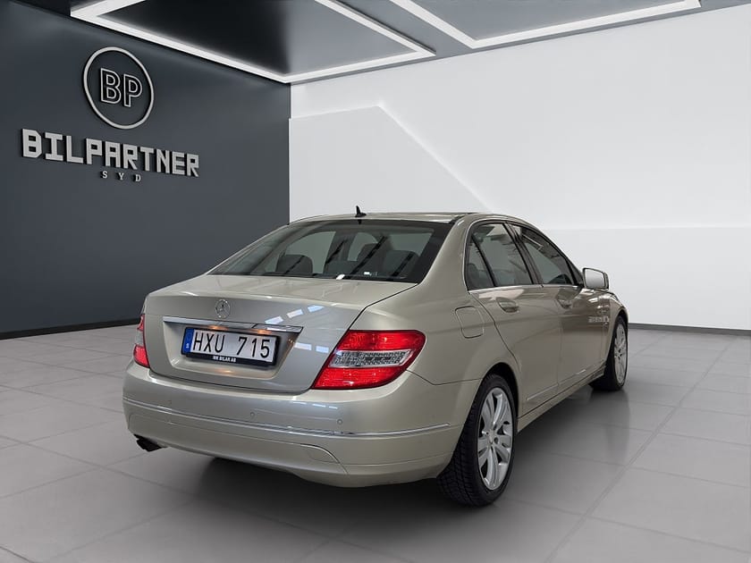 Bild 4 av Mercedes-Benz C 180 CGI BE BlueEFFICIENCY 5G-Tronic Avantgarde