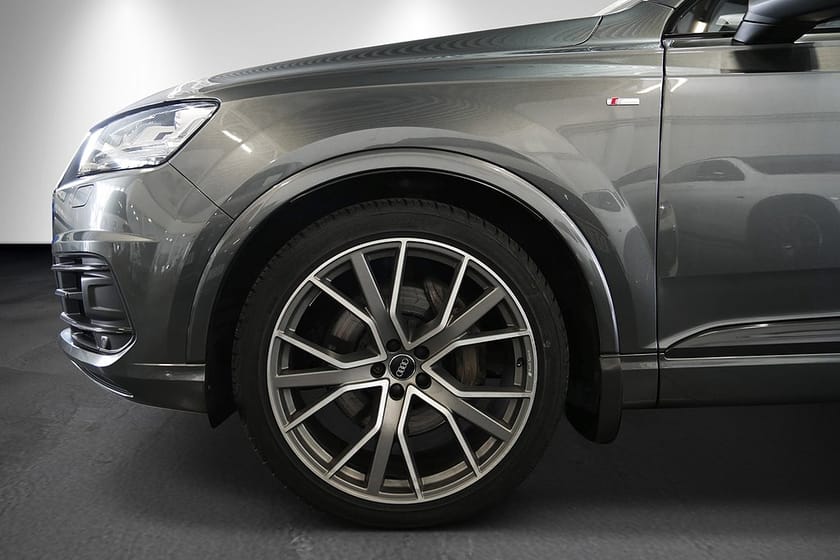 Bild 3 av Audi Q7 3.0 TDI Q S Line 7-Sits Valcona Pano cockpit Ambient