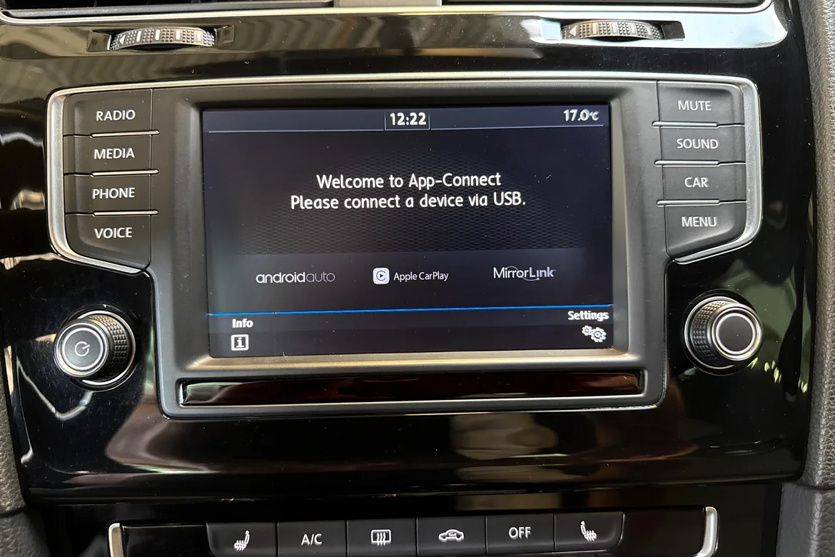picture of a car
