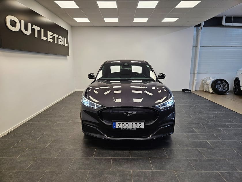 Bild 4 av Ford Mustang Mach-E Long Range AWD 351hk WLTP 540 km MOMS