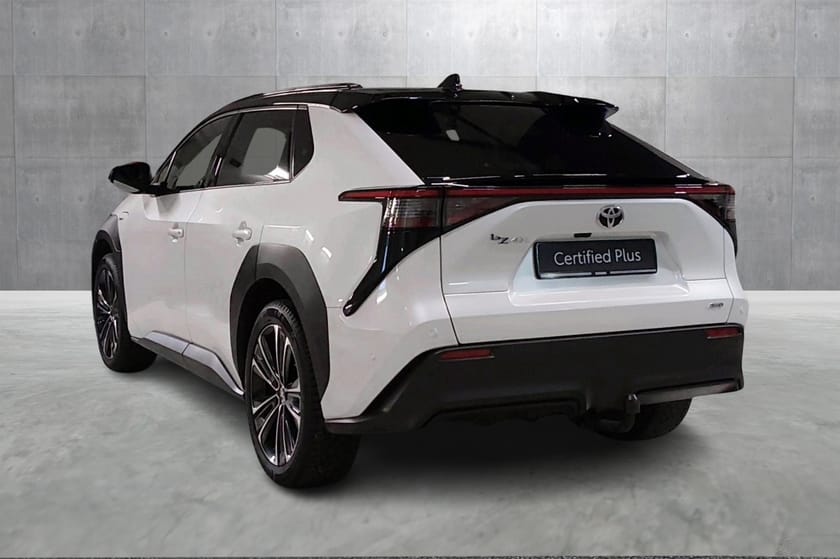 Bilde 3 av Toyota bZ4X AWD Executive Bitone Panorama I 20'' I Krok