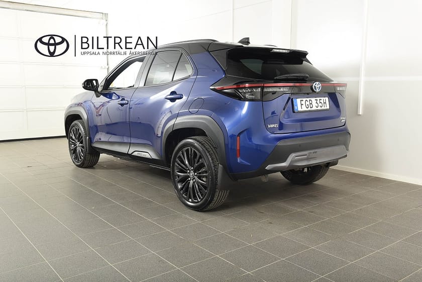 Bild 3 av Toyota Yaris Cross Hybrid AWD-i Elhybrid AWD Adventure Pluspaket JBL