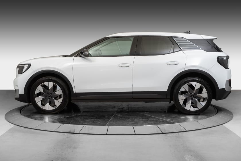 Bilde 2 av Ford Explorer EV Extended Range AWD Premium Ext.Range AWD, skinn, el.seter