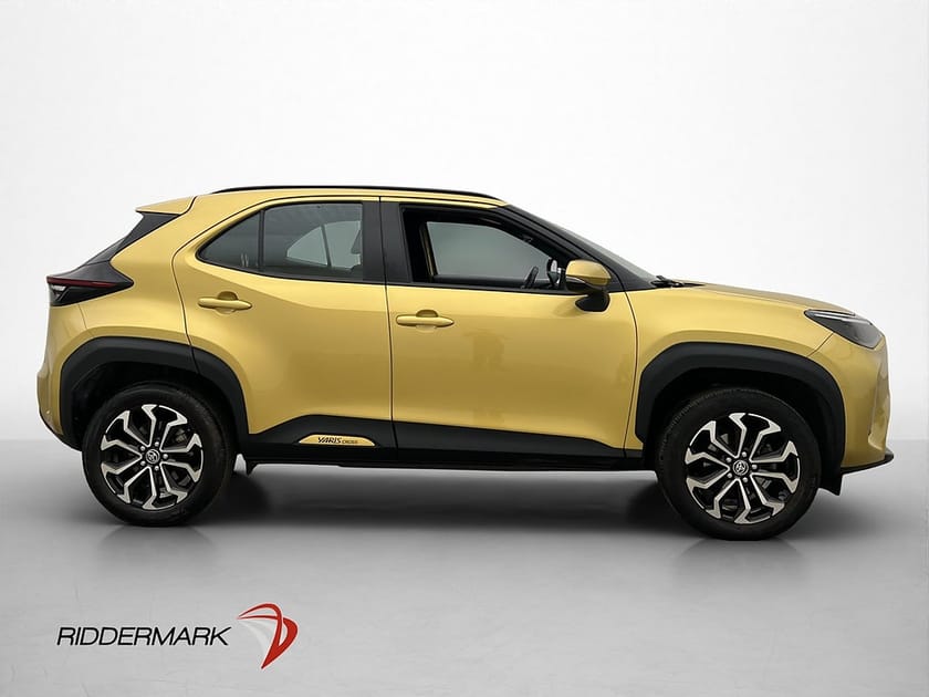 Bild 4 av Toyota Yaris Cross Hybrid Active Plus Drag Kamera Navi