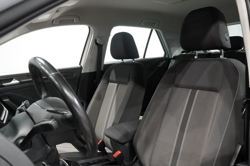 Bild 5 av Volkswagen T-Roc 1.0 TSI 115 HK 6 VXL
