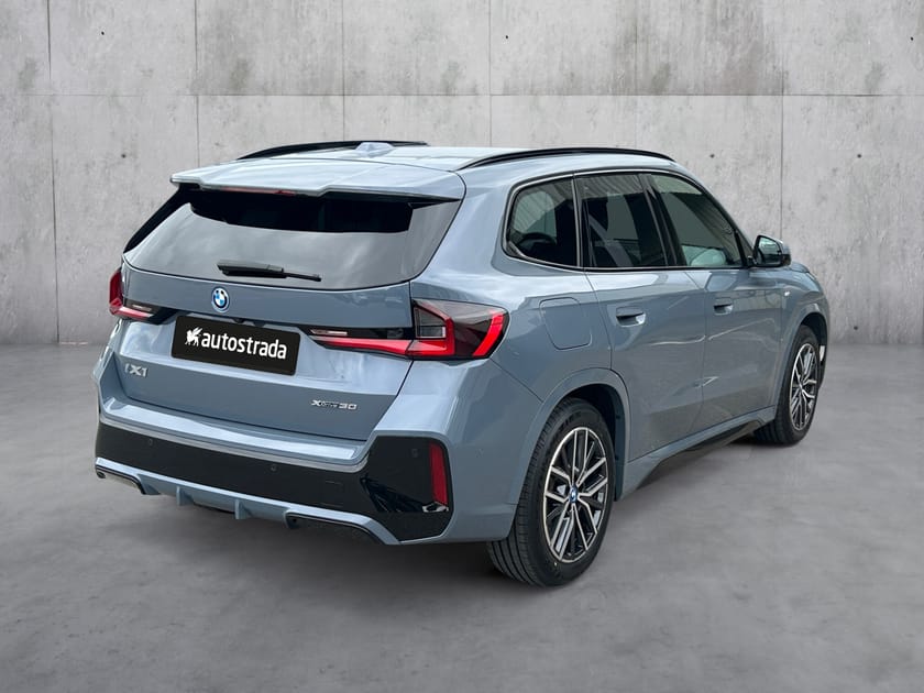 Bilde 5 av BMW iX1 xDrive30 Fully Charged|H.Feste|Head-up|H.Kardon|360