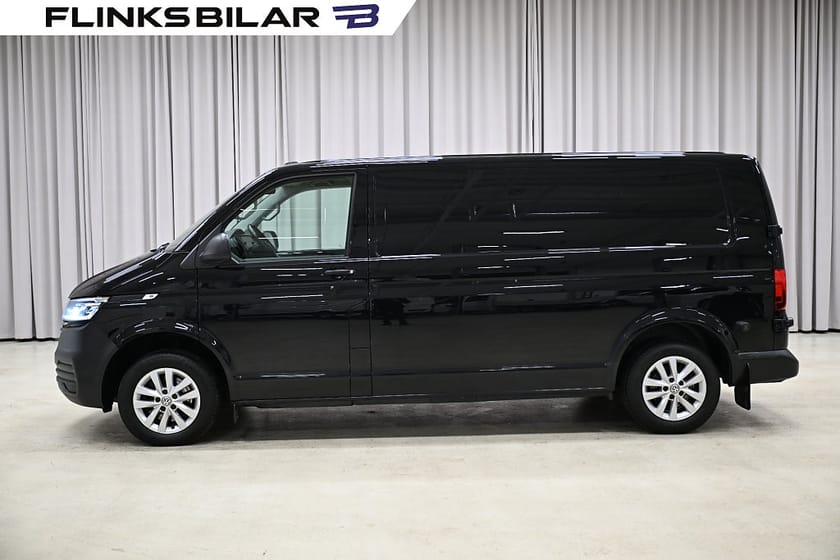 Bild 1 av Volkswagen Transporter 4Motion DSG 150HK Nedlackad|LED|Drag|Värmare|Backkamera