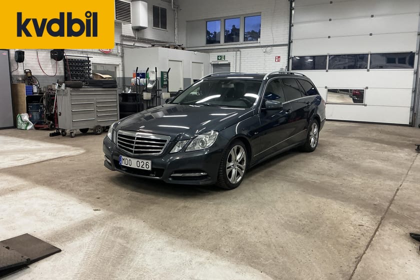 Bild 1 av Mercedes-Benz E 220 T CDI BE Kombi S212 (170hk) Reparationsobjekt