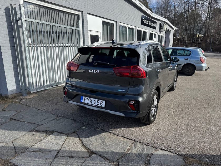 Bild 3 av Kia Niro P-HEV 141HK DCT ADVANCE PLUS / VÄRMARE / NAVI