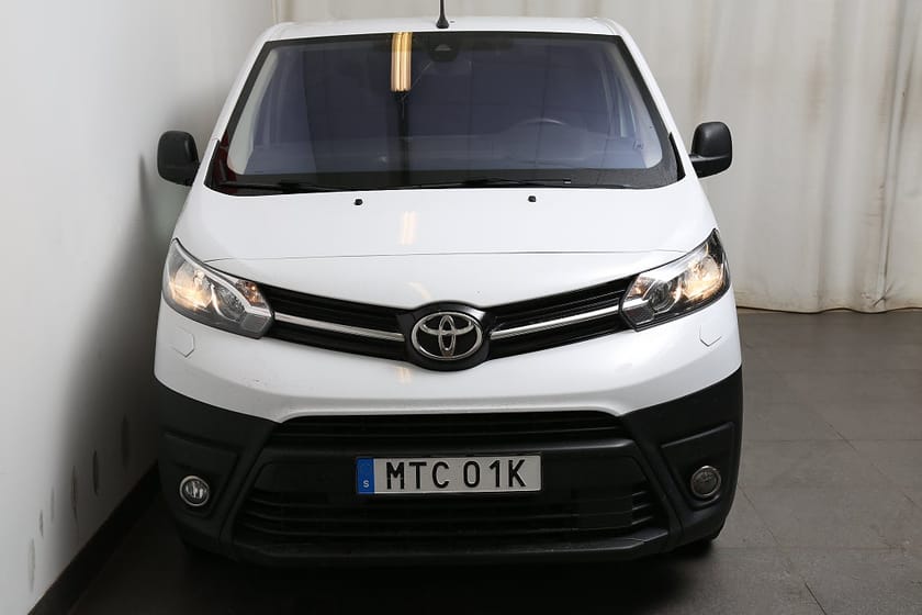 Bild 4 av Toyota Proace 2,0 D-4D 144hk Skåp Aut Lång I Värmare I Drag I Moms