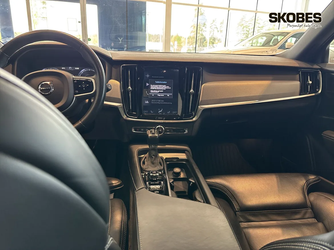 Volvo V90
