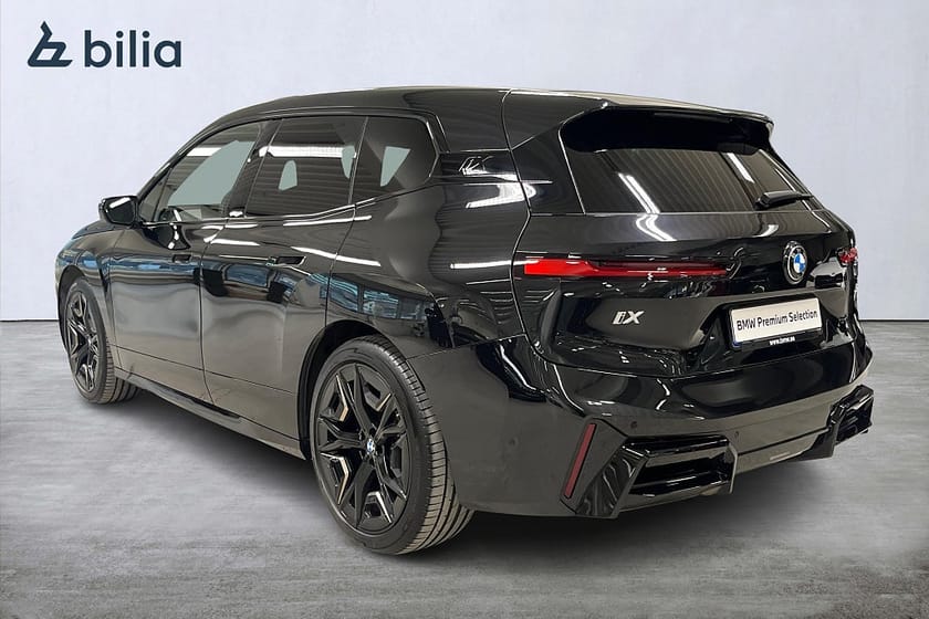 Bild 2 av BMW iX xDrive60 xDrive 60 M-Sport Fully Charged | Drag | H&K | Panorama