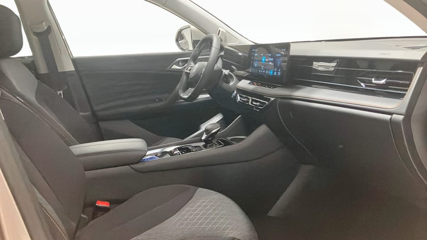 Bild 3 av MG HS PHEV COM 1.5T AT (BLACK)