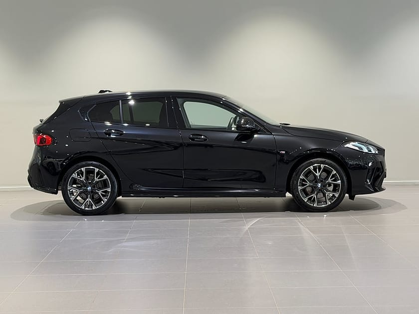 Bild 3 av BMW 120 M Sport Adaptiv Farth H/K Backkamera Rattvärme 18"