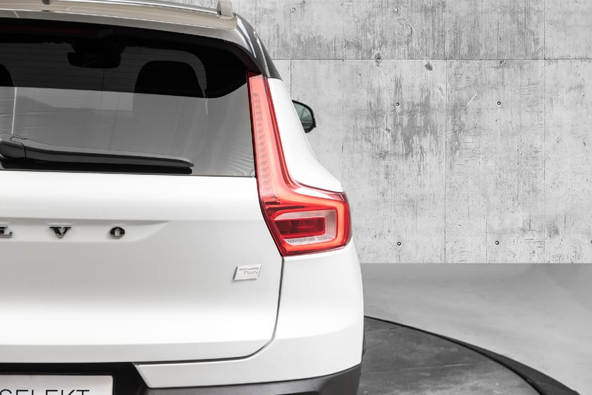 Bilde 4 av Volvo XC40 Recharge Twin motor ULT VOC/PANO/360/H&K/GOOGLE