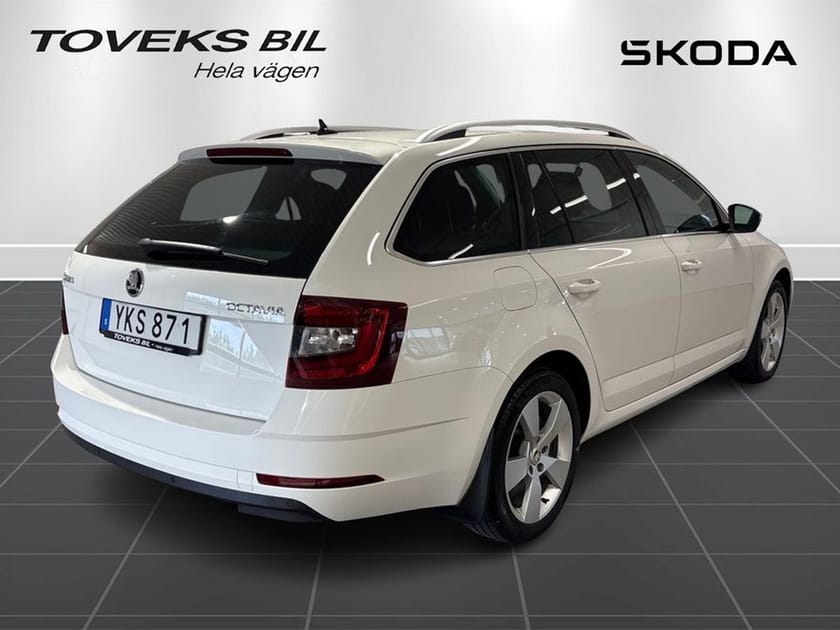 Bild 3 av Škoda Octavia Kombi 1.0 TSI Manuell 115Hk Drag Värmare