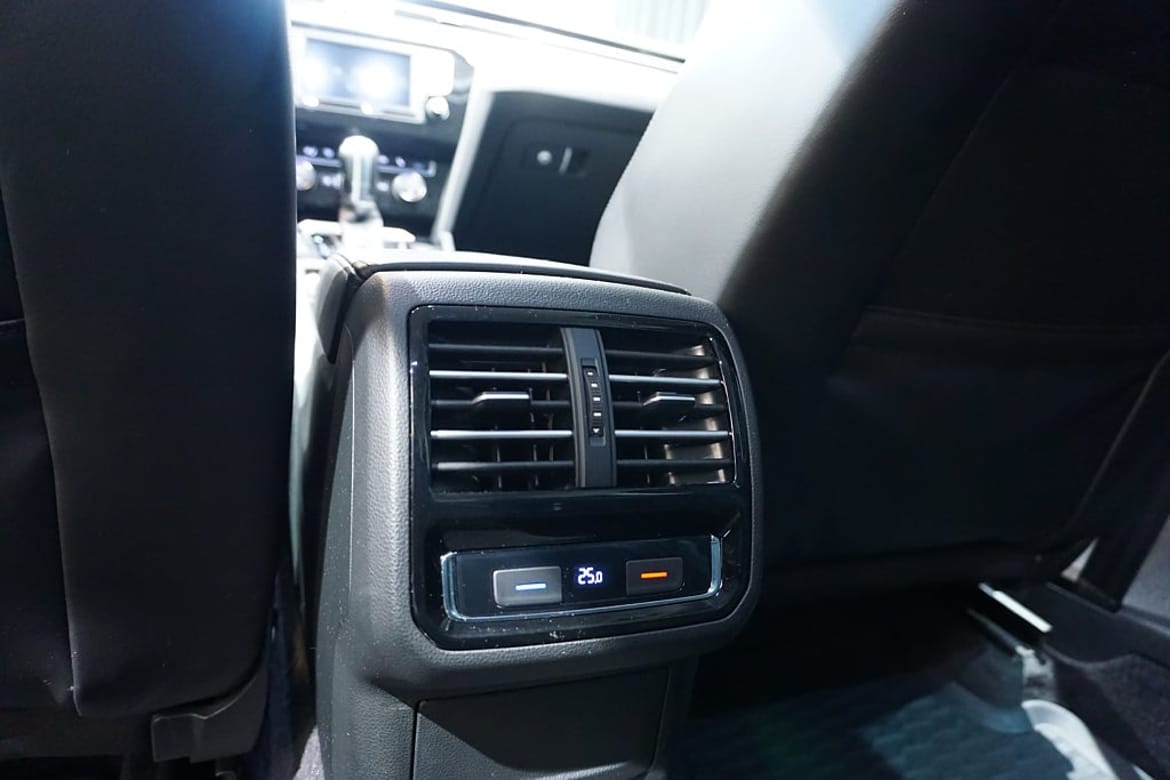 Volkswagen Passat 2016 - miniatyr 10