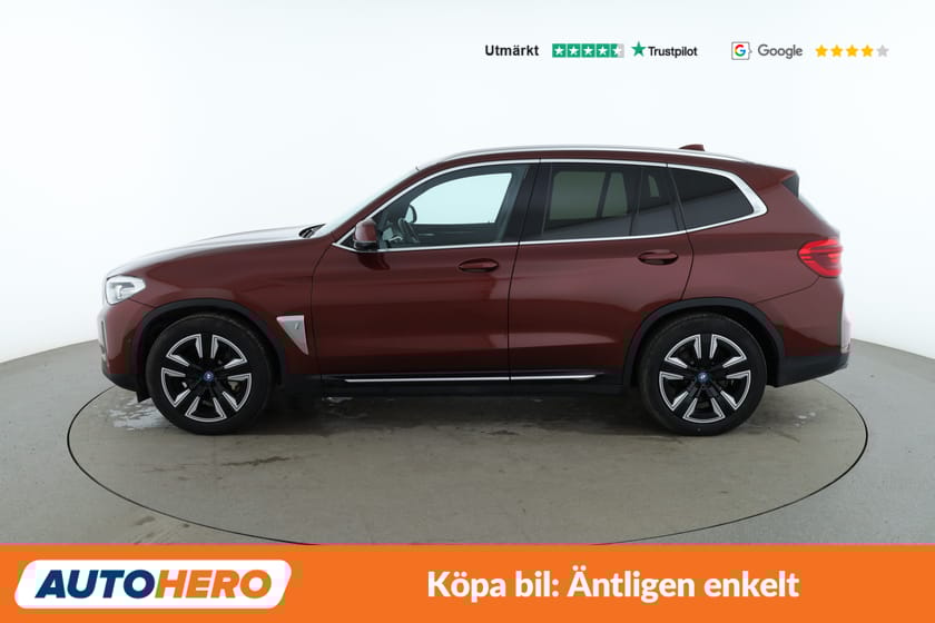 Bild 2 av BMW iX3 Charged / ACC, PDC, Kamera, CarPlay, Cockpit, Pano
