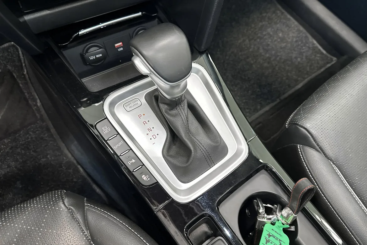 picture of a car