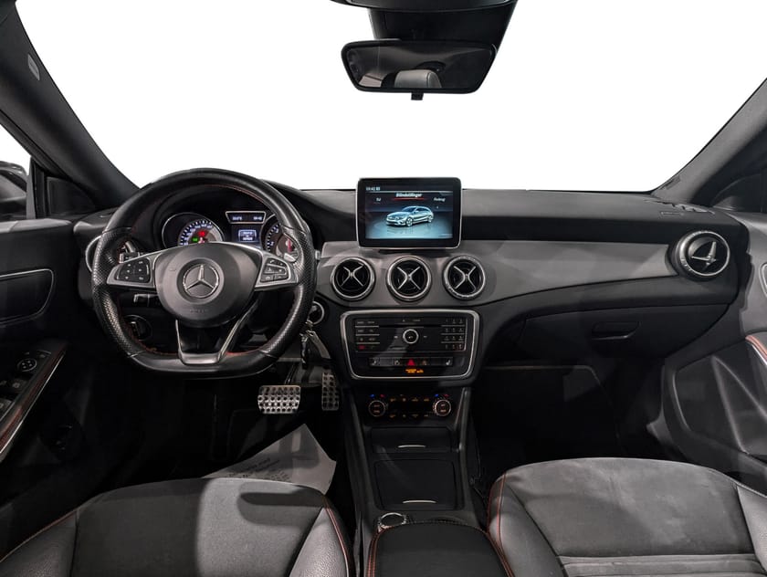 Bilde 5 av Mercedes-Benz CLA 200 CDI Shooting Brake SB aut. AMG/Pano/R.Kam/Bi-Xenon++