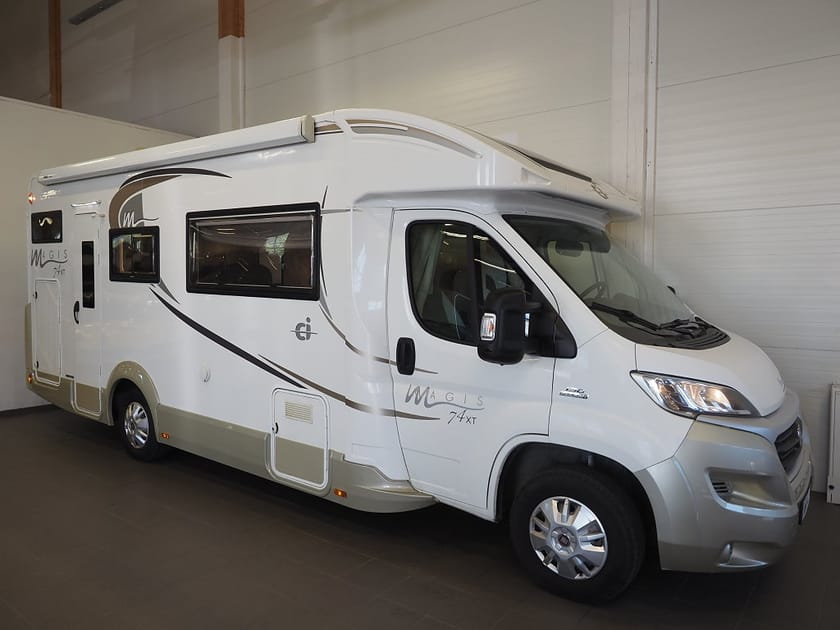 Bild 4 av Caravans International Campervan Fiat Ci Magis 74 XT Markis Cykelställ 3650kg