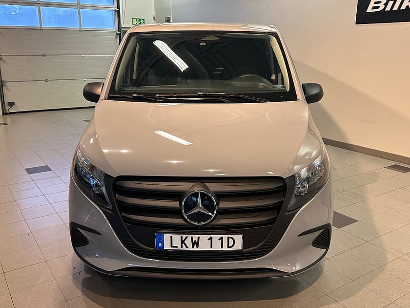 Bild 2 av Mercedes-Benz Vito 114 CDI 4x4 2.8t Kompakt 9G-Tronic