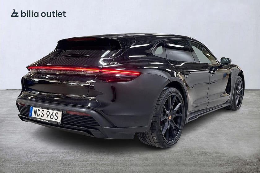 Bild 5 av Porsche Taycan GTS Sport Turismo 517hk Pano Navi HuD V-pump BOSE 360°