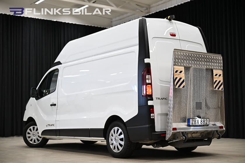 Bild 5 av Renault Trafic Skåpbil dCi 125HK L2 Högtak|Bakgavellyft|Lågmil|EnÄgare|Leasbar