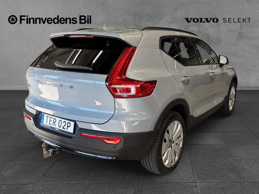Bild 4 av Volvo EX40 Single Motor Extended Range R Core SE