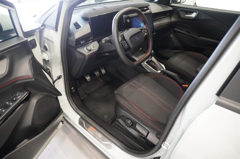 Bild 2 av Ford Puma ST-Line 1.0l EcoBoost 125ps MHEV M6 Releasing