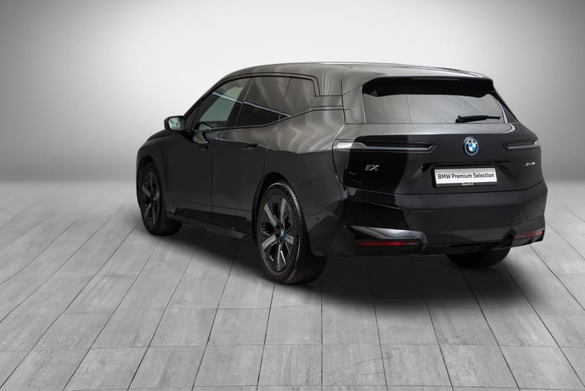 Bilde 3 av BMW iX xDrive40 Fully Charged