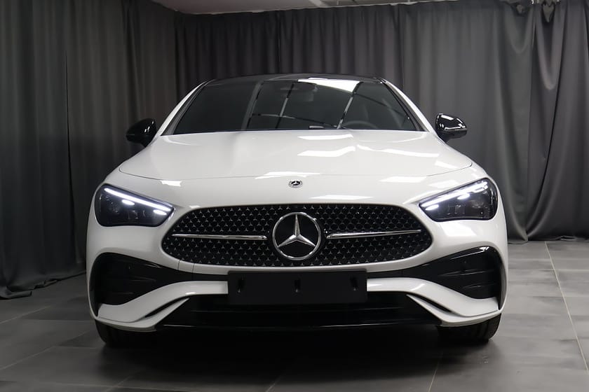 Bild 3 av Mercedes-Benz CLE 300 e Coupé AMG PREMIUM PLUS PANO HUD BURMESTER *MOMS*